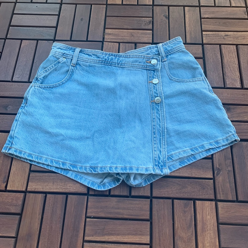 Zara Skorts